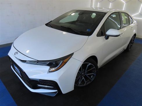 Used 2020 Toyota Corolla SE FWD image 4