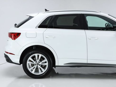 Used 2025 Audi Q3 2.0T Premium Plus w/ Premium Plus Package AWD/4WD image 15