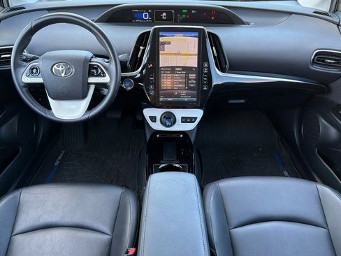 Used 2019 Toyota Prius Prime Premium image 15