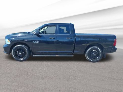 Used 2018 RAM 1500 Express w/ Express Value Package AWD/4WD image 2