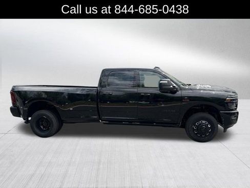 New 2026 RAM 3500 Laramie AWD/4WD image 4
