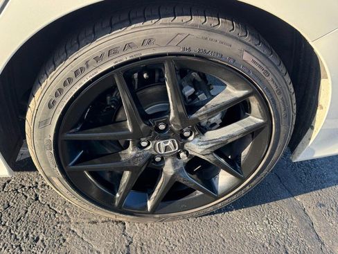 Used 2024 Honda Civic Sport image 7