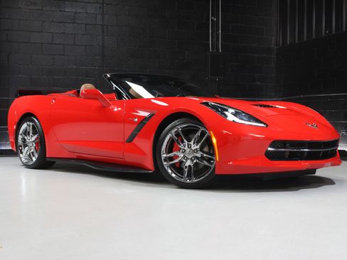 Used 2019 Chevrolet Corvette Stingray Convertible w/ 2LT Preferred Equipment Group image 14