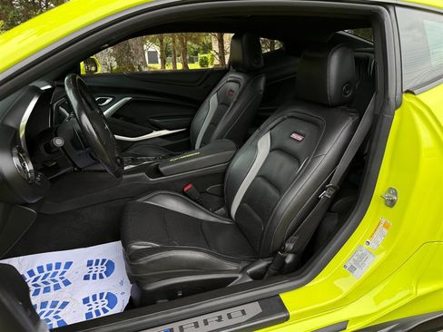 Used 2021 Chevrolet Camaro SS RWD image 56