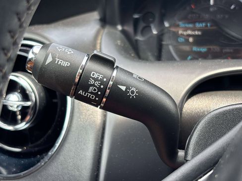 Used 2013 Jaguar XJ AWD image 28