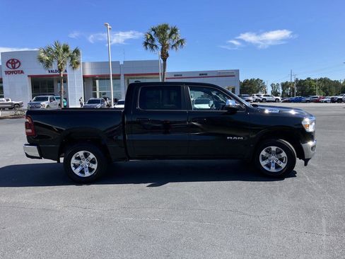 Used 2024 RAM 1500 Laramie AWD/4WD image 6
