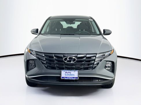 Used 2024 Hyundai Tucson SE AWD/4WD image 2