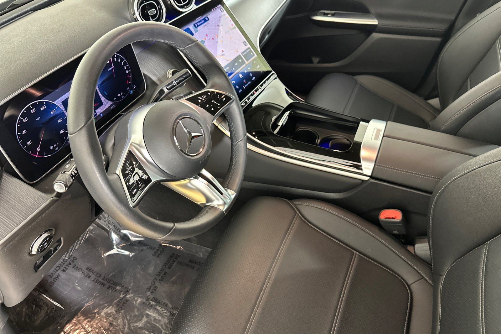 Used 2026 Mercedes-Benz GLC 350e 4MATIC image 9