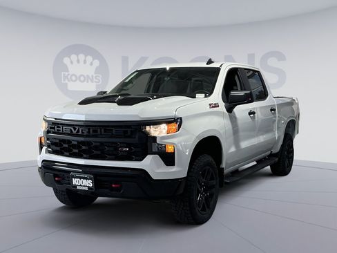 New 2026 Chevrolet Silverado 1500 Custom Trail Boss AWD/4WD image 1