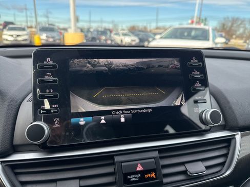 Used 2020 Honda Accord Sport image 18