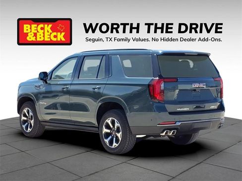 New 2026 GMC Yukon AT4 w/ AT4 Premium Package image 7