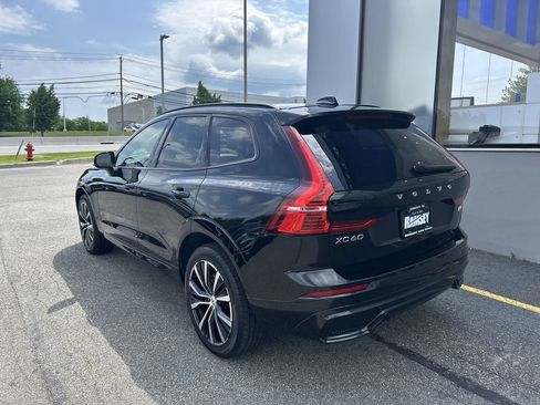 Certified 2023 Volvo XC60 B5 Plus w/ Climate Package AWD/4WD image 6