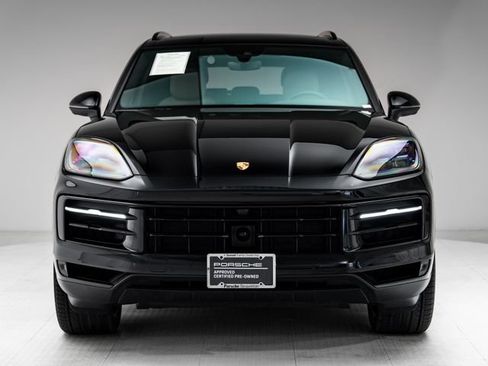 Certified 2026 Porsche Cayenne AWD/4WD image 31