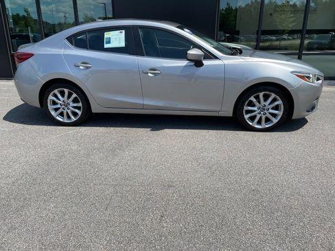 Used 2014 MAZDA MAZDA3 s Grand Touring FWD image 3