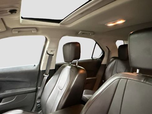 Used 2016 Chevrolet Equinox LTZ w/ Enhanced Convenience Package image 16