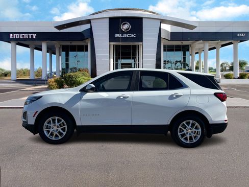 Used 2023 Chevrolet Equinox LT w/ LPO, Floor Liner Package image 6