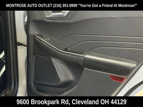 Used 2025 Ford Escape Platinum image 43