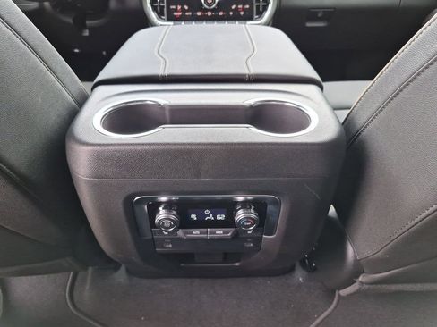 New 2026 GMC Yukon Elevation AWD/4WD image 31