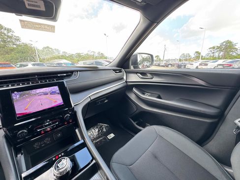 New 2026 Jeep Grand Cherokee Laredo X RWD image 26