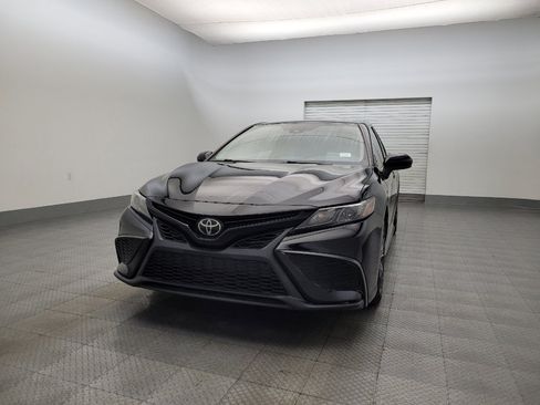 Used 2021 Toyota Camry SE image 15