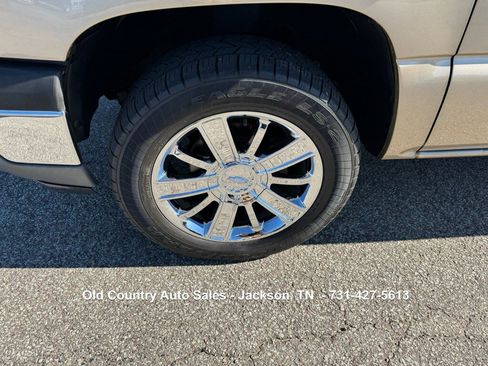 Used 2005 Chevrolet Silverado 1500 LS w/ Light Duty Power Package image 18