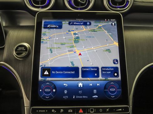 Used 2025 Mercedes-Benz GLC 350e 4MATIC image 16