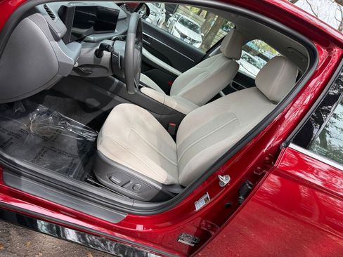 Used 2025 Hyundai Sonata SEL image 22