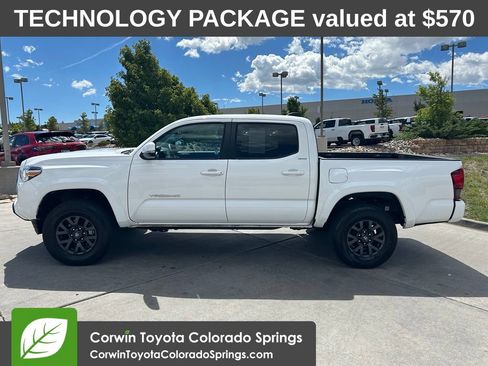 Used 2023 Toyota Tacoma SR5 w/ Technology Package AWD/4WD image 4