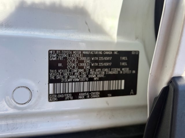Used 2022 Toyota RAV4 LE AWD/4WD image 25
