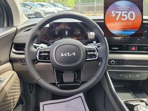New 2026 Kia Carnival EX FWD image 12