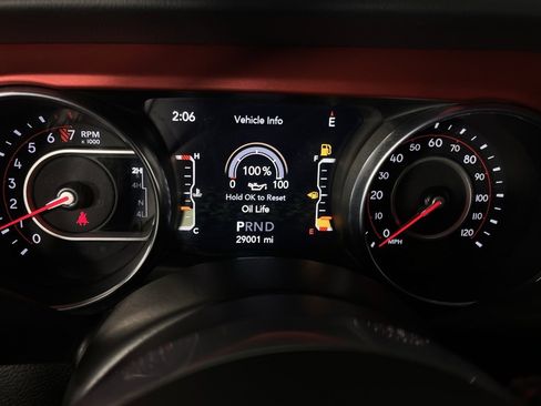 Certified 2022 Jeep Gladiator Rubicon w/ Cold Weather Group image 14