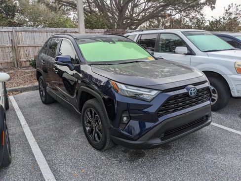 Used 2024 Toyota RAV4 XLE Premium w/ Weather Package image 5