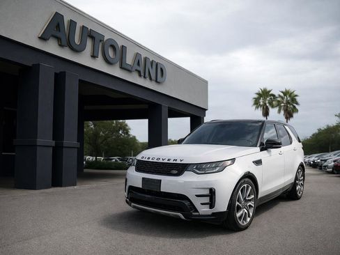 Used 2020 Land Rover Discovery Landmark image 1