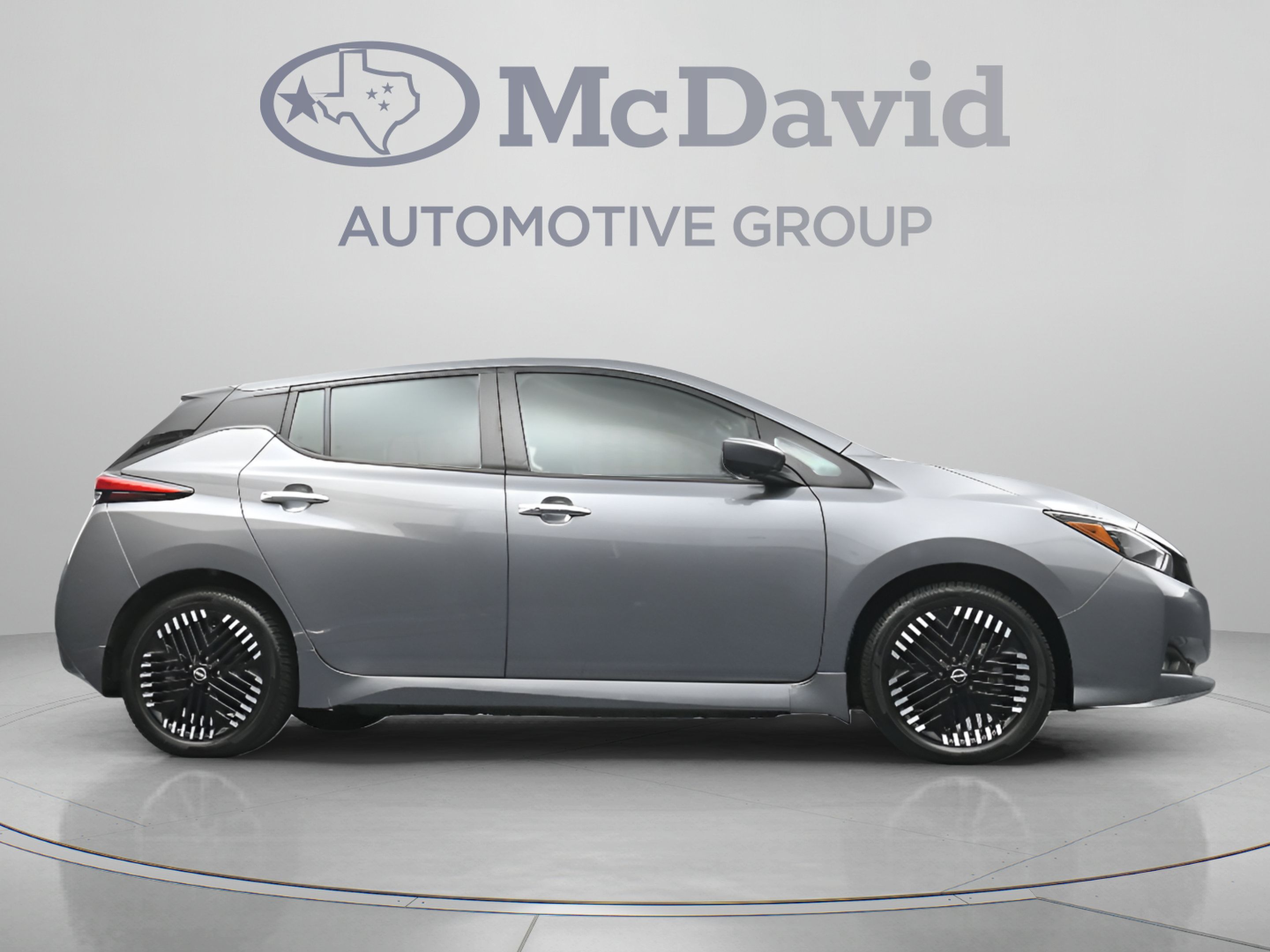 Used 2025 Nissan Leaf SV Plus FWD image 31