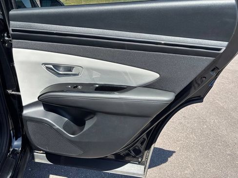 Certified 2023 Hyundai Tucson Limited AWD/4WD image 18