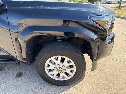 Certified 2025 Toyota Tacoma SR5 RWD image 8