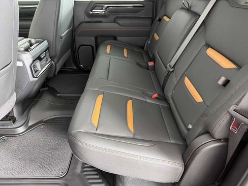 New 2026 GMC Sierra 2500 AT4 w/ AT4 Premium Plus Package AWD/4WD image 18