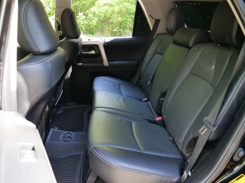 Used 2023 Toyota 4Runner Limited AWD/4WD image 25