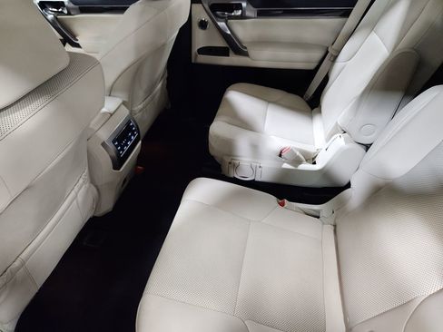 Used 2022 Lexus GX 460 Premium image 52