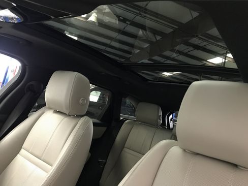 Used 2023 Land Rover Range Rover Velar S image 24