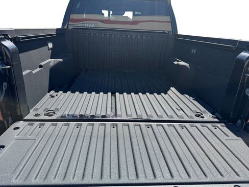 Certified 2025 Toyota Tacoma SR5 w/ SR5 Upgrade Package image 27