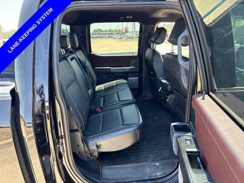 Used 2021 Ford F150 Lariat RWD image 11