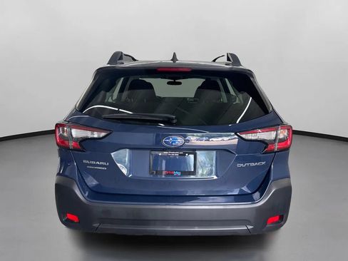 Used 2024 Subaru Outback AWD/4WD image 8