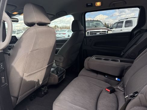 Used 2021 Honda Odyssey EX image 23
