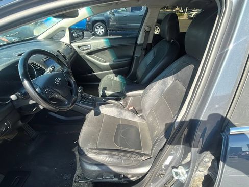 Used 2016 Kia Forte EX w/ EX Premium Package FWD image 3