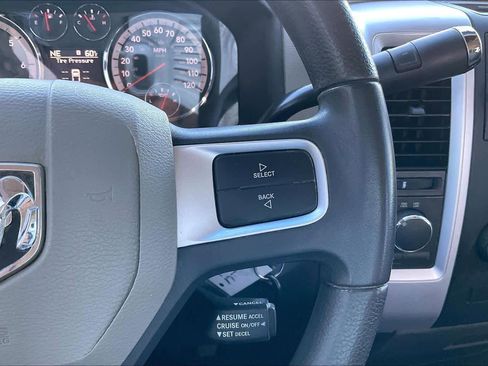 Used 2011 RAM 1500 Classic SLT image 24