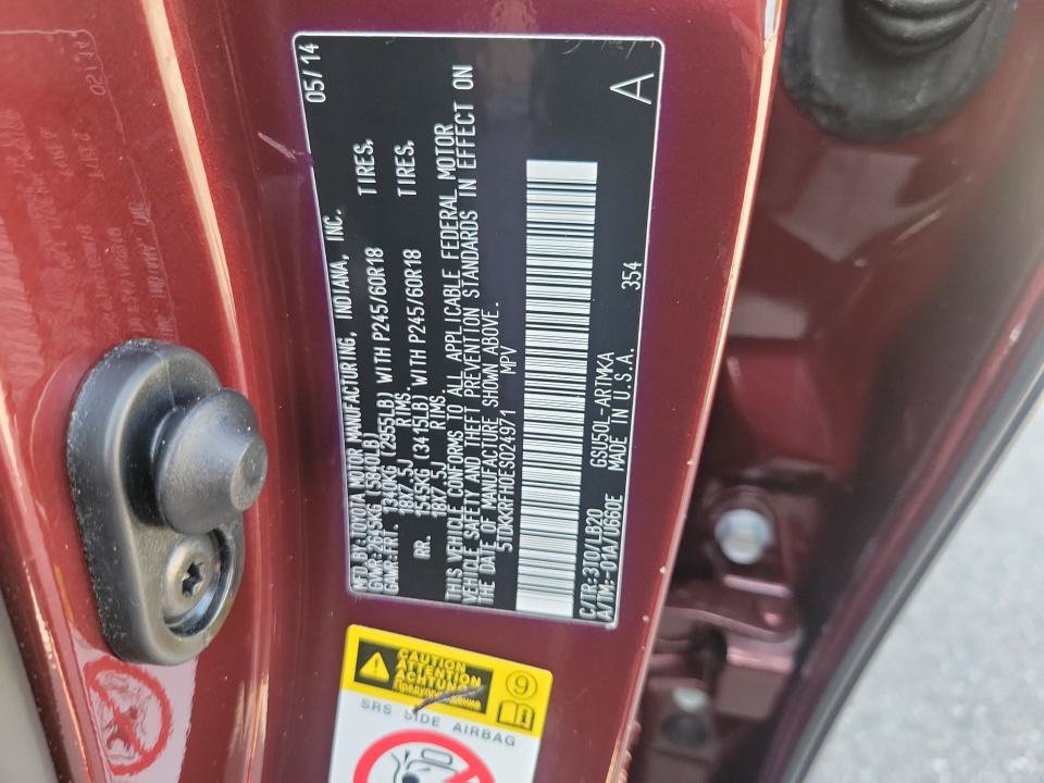 Used 2014 Toyota Highlander XLE FWD image 38