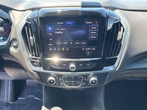 Used 2020 Chevrolet Traverse LT FWD image 30