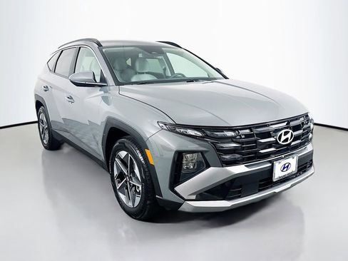 Certified 2025 Hyundai Tucson SEL image 3