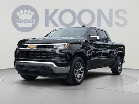 Used 2025 Chevrolet Silverado 1500 LT AWD/4WD image 1